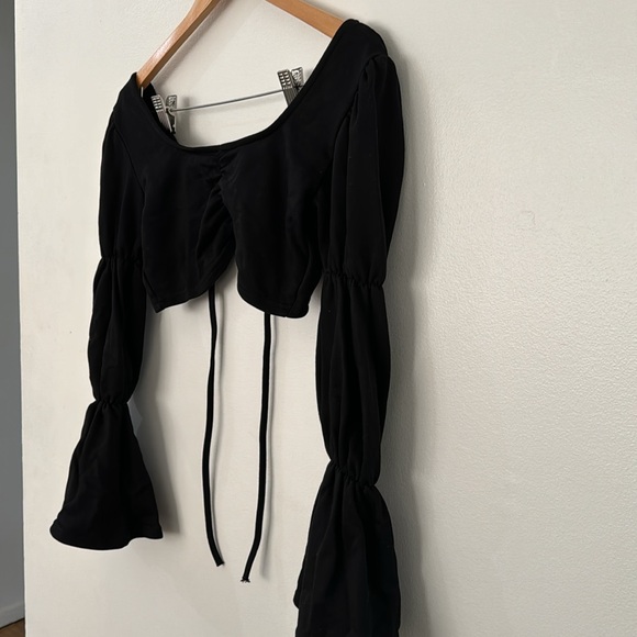 Long sleeve cherry mellow crop top pre-owned - Picture 3 of 8